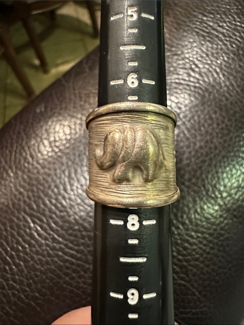 Vintage Elephant Motif Wide Band Ring - Sterling silver